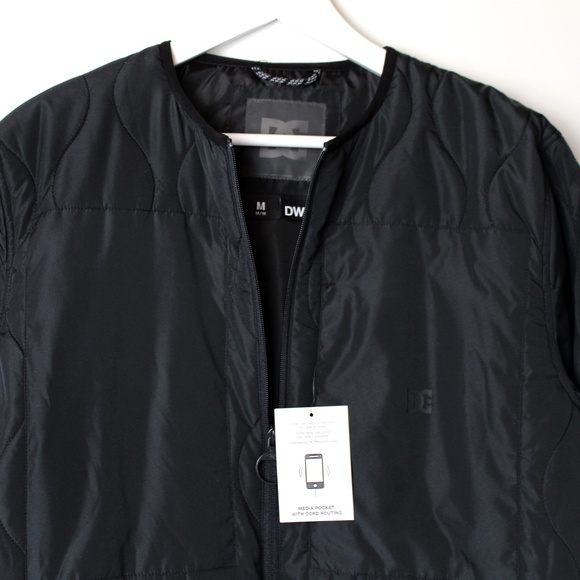 NEW - DC Command Insulated Jacket - M - Picture 7 of 16
